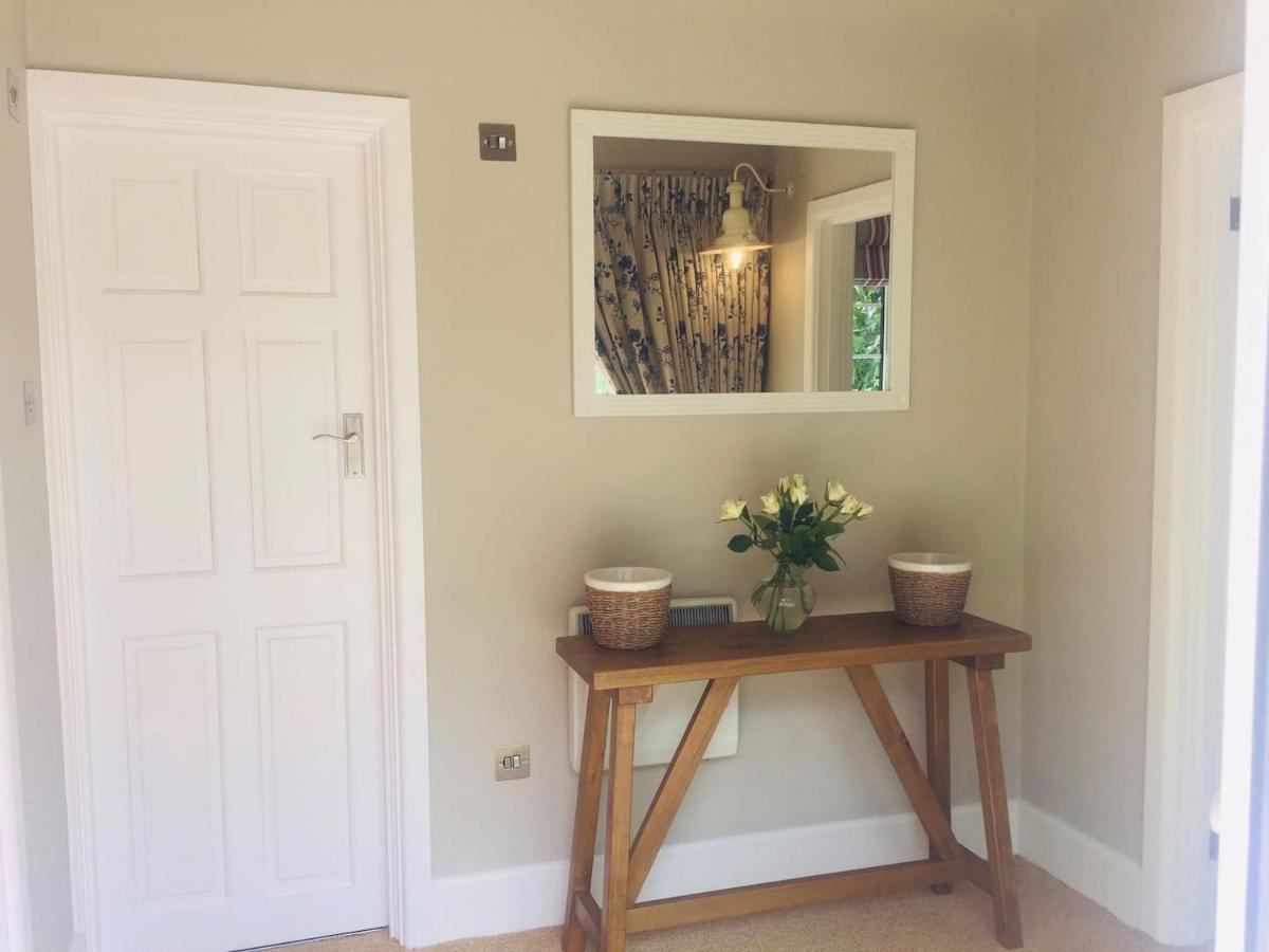 Chadham Pines Cottage Poole Bagian luar foto