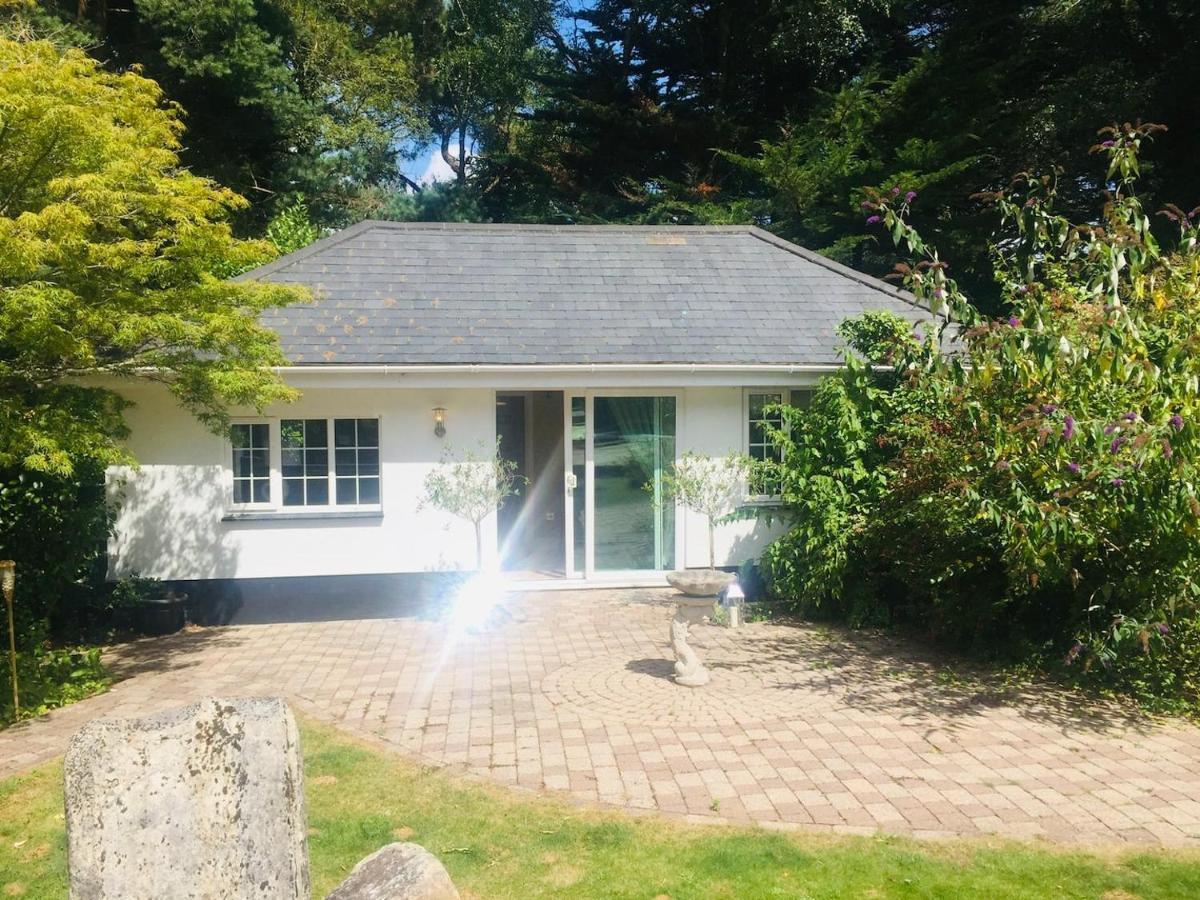Chadham Pines Cottage Poole Bagian luar foto